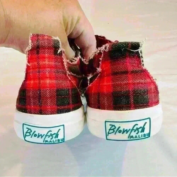 Blowfish Malibu buffalo check slip on sneakers, size 8.5, NWOT. - Picture 5 of 6